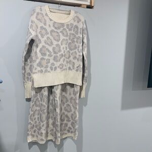 Splendid animal print knit sweat set-small